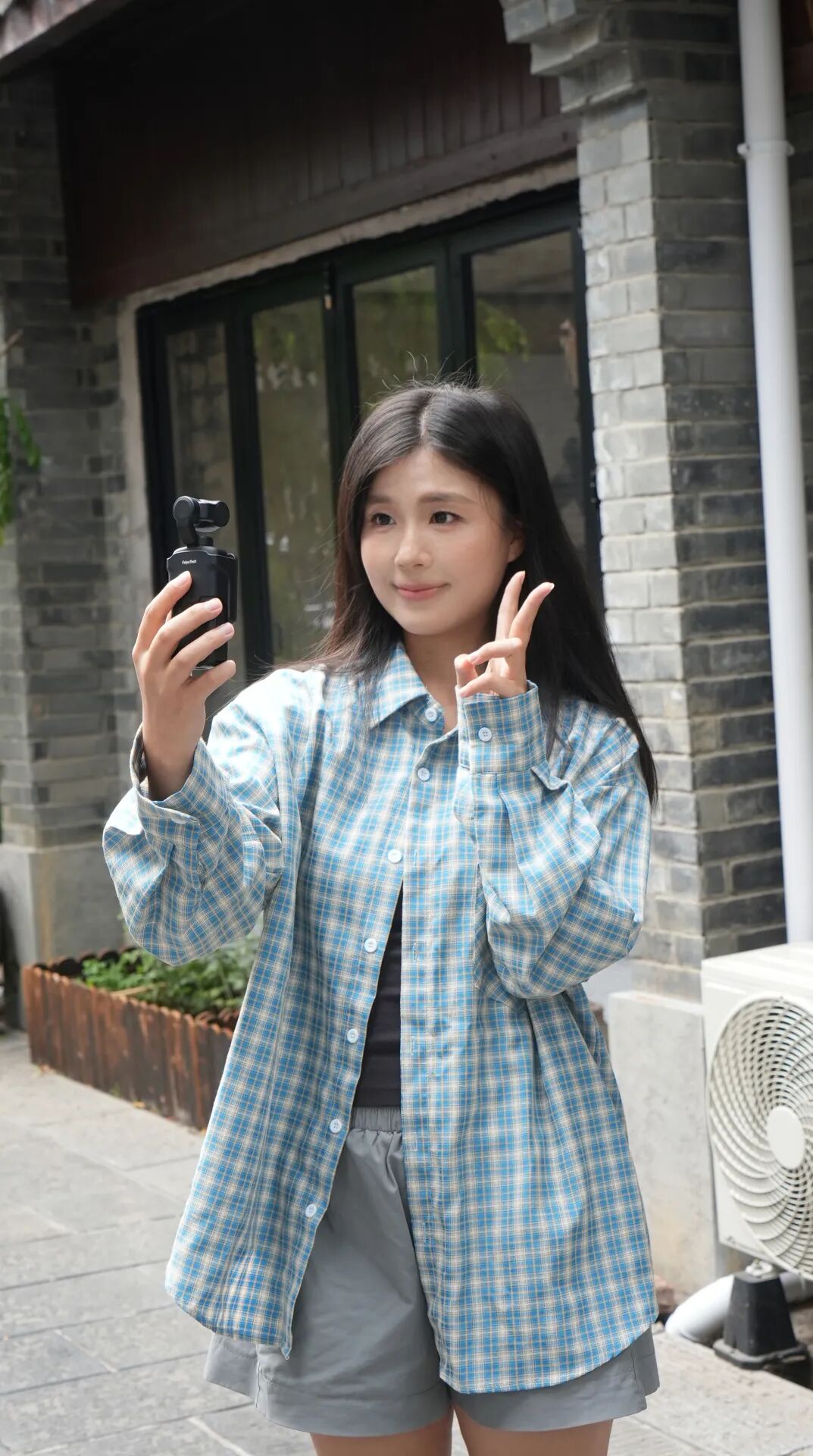 模特手持Pocket4